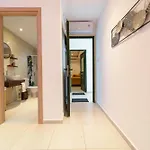 شقة Iphigenia At كاتيليوس