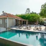 Apartament Iphigenia At