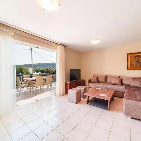 Διαμέρισμα Iphigenia At Κατελειός