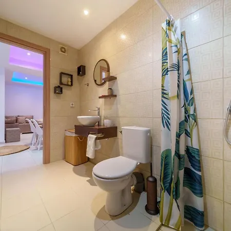 Iphigenia At דירה קאטליוס