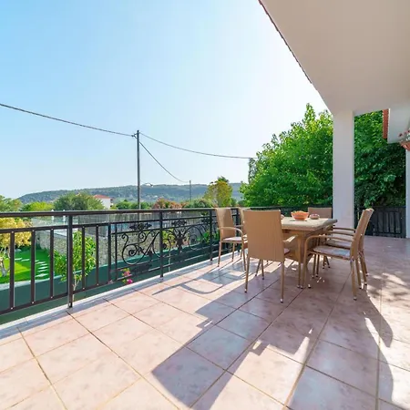 דירה Iphigenia At