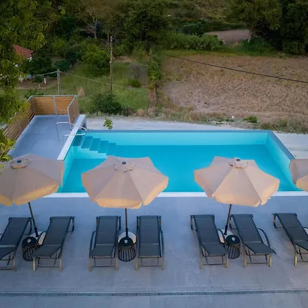 Iphigenia At Διαμέρισμα *