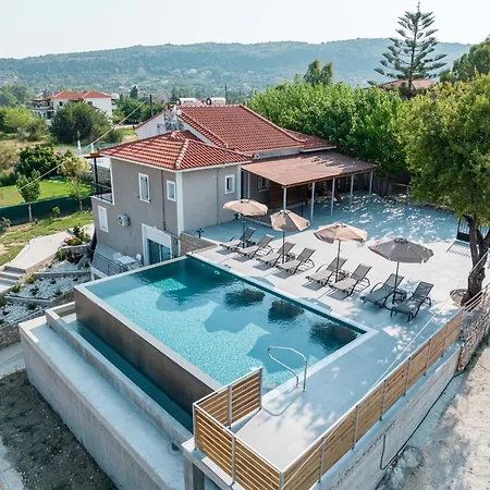 Διαμέρισμα Iphigenia At *