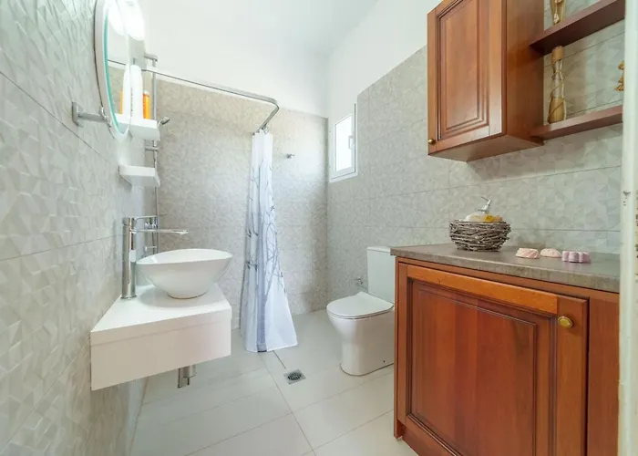 Iphigenia At Apartman Kateliósz